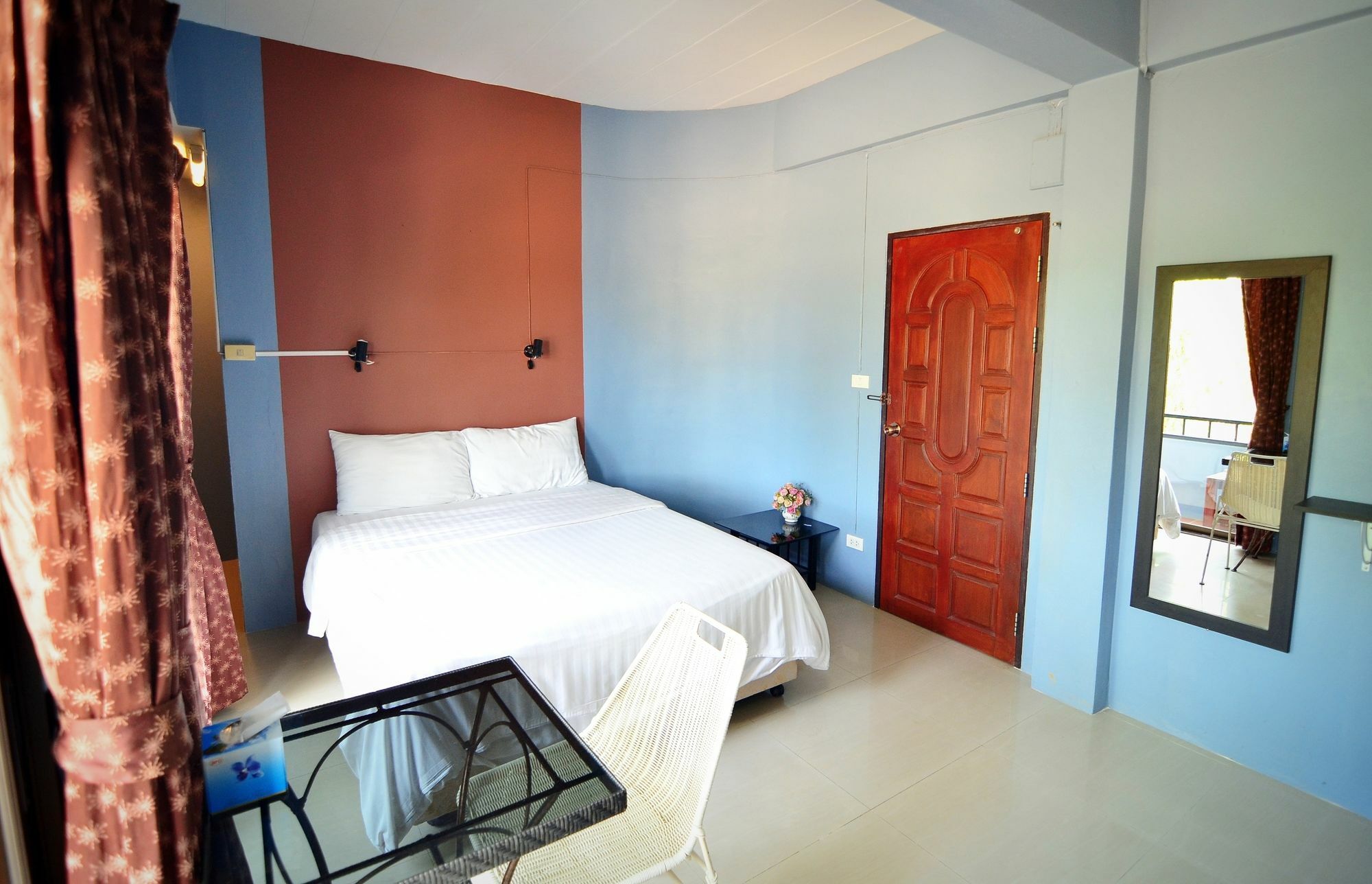 فندق The Famous House - Jomtien المظهر الخارجي الصورة