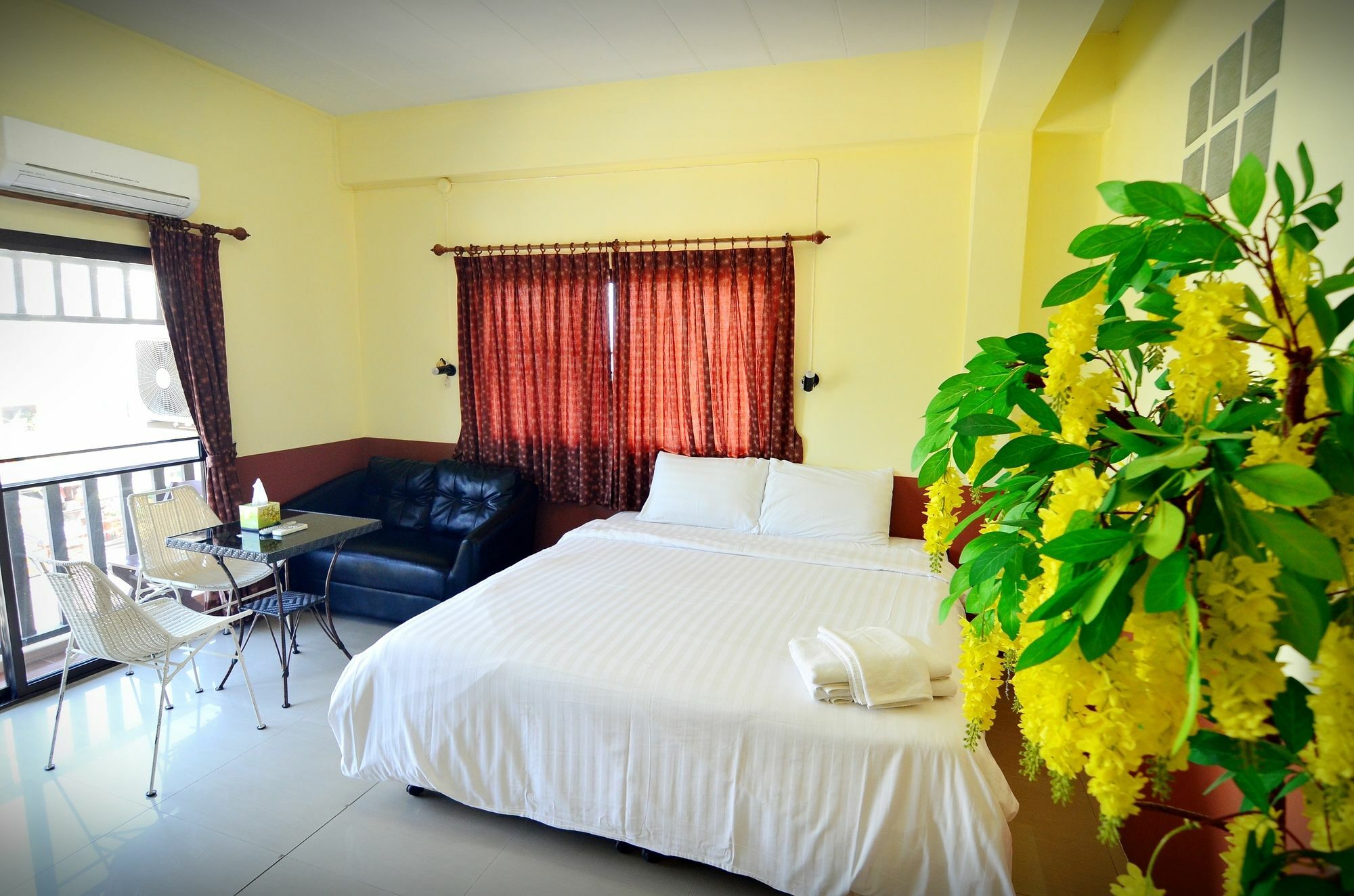 فندق The Famous House - Jomtien المظهر الخارجي الصورة