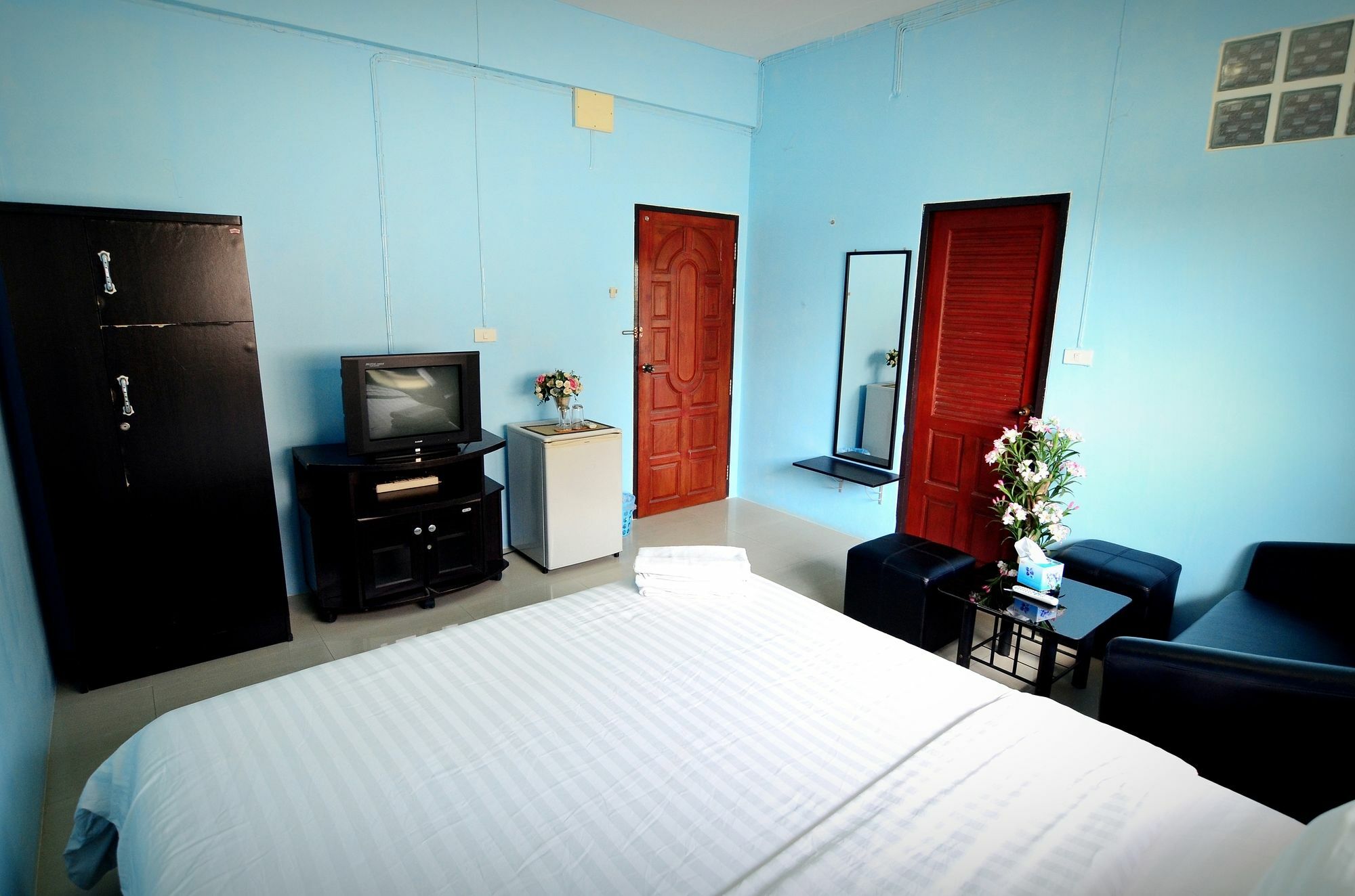 فندق The Famous House - Jomtien المظهر الخارجي الصورة