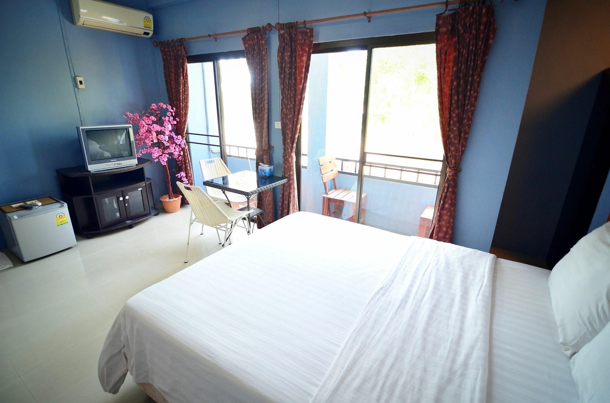 فندق The Famous House - Jomtien المظهر الخارجي الصورة